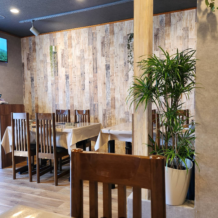 Kochiyo Restaurant — 1階, 20席